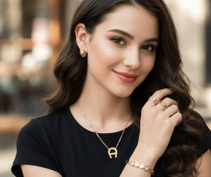 Horseshoe Design Jewelry Set